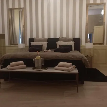La Isabelle De Luxembourg Bed & Breakfast